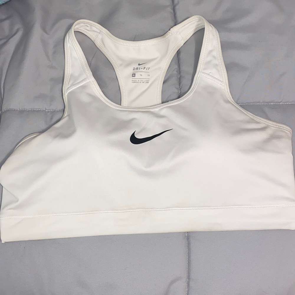 COPY - Nike Sports Bra
